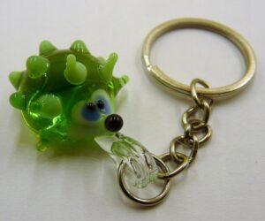 Brelok Figurka szklana JEŻ Zielony Zawieszka FS