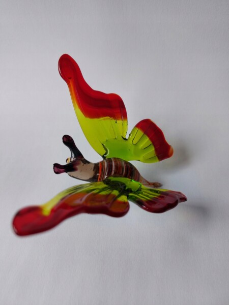 Figurka szklana Motyl Zielony Prezent Rzeźba Motylek Admirał Owad FD Duża